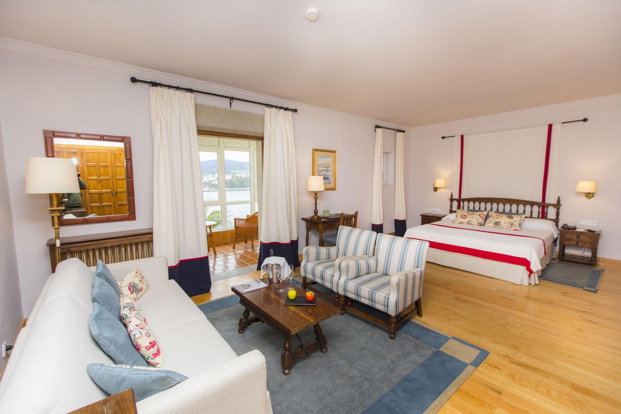 De 4* Ribadeo